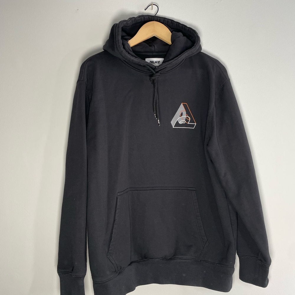 Size large Palace tri-ferg hoodie, ying yang